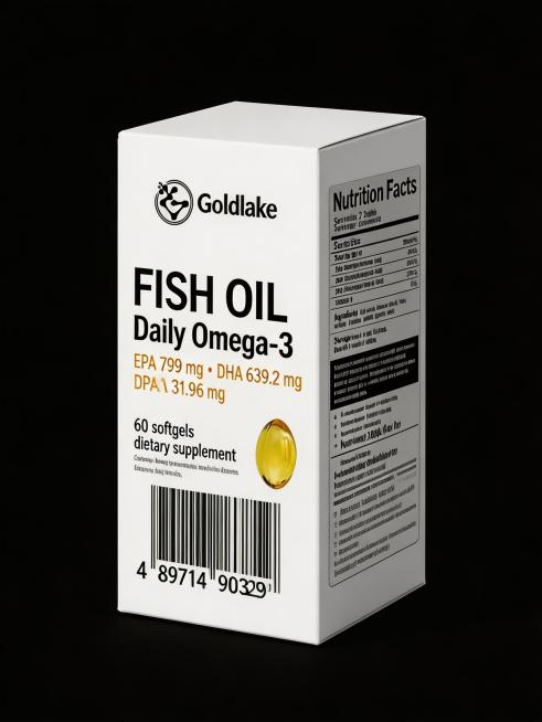 将之前的Goldlake鱼油包装盒的设计图案完整贴合到这个白色立体盒子的表面，完美适配盒子的各个面，保留原有包装盒的所有文字、标识、营养信息和图案，效果真实自然，是写实的商品包装样机效果预览效果