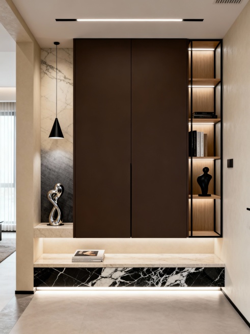 意式风格的入户玄关过渡空间，采用竖向分割的对称式构图，以深咖色、浅米色、黑白根大理石纹为核心色调，整体氛围高级内敛、精致克制且兼具视觉层次感。画面视觉中心是通顶的深咖色哑光柜门，采用无拉手竖向分割设计预览效果