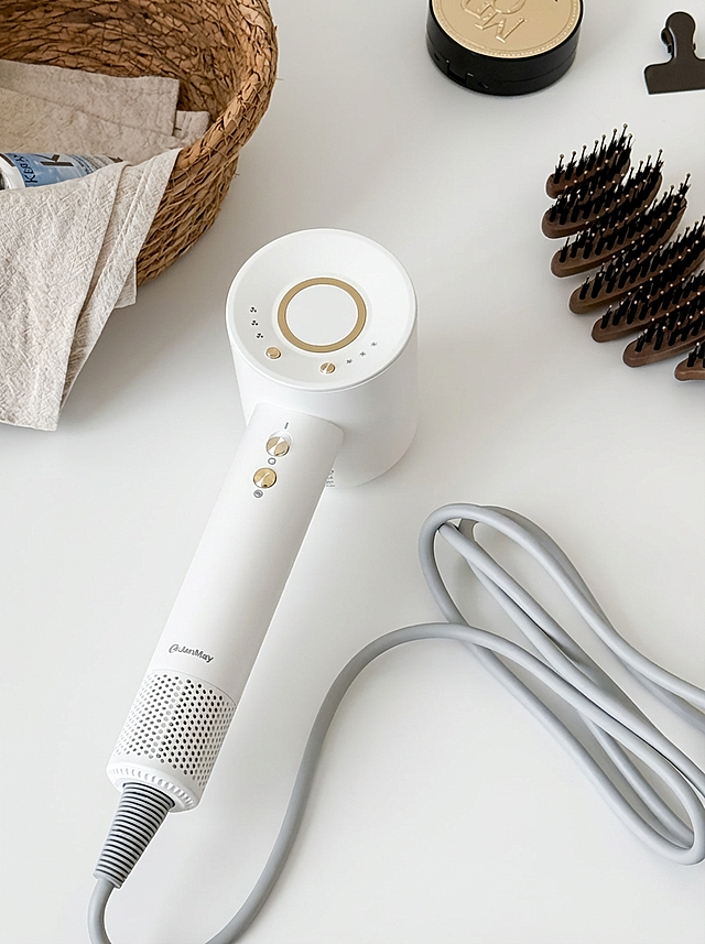 现代高清产品摄影风格