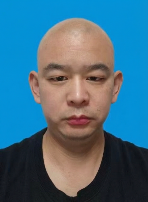 给人物增加耳朵预览效果