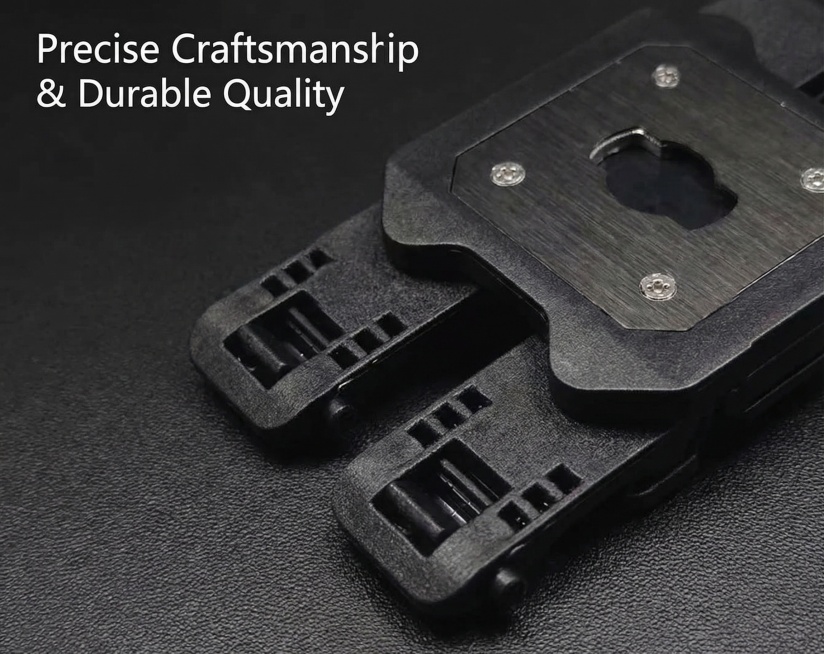 Detail close-up showcase image of Double MOLLE Camera Mount. Magnify the connection area of the MOLL预览效果