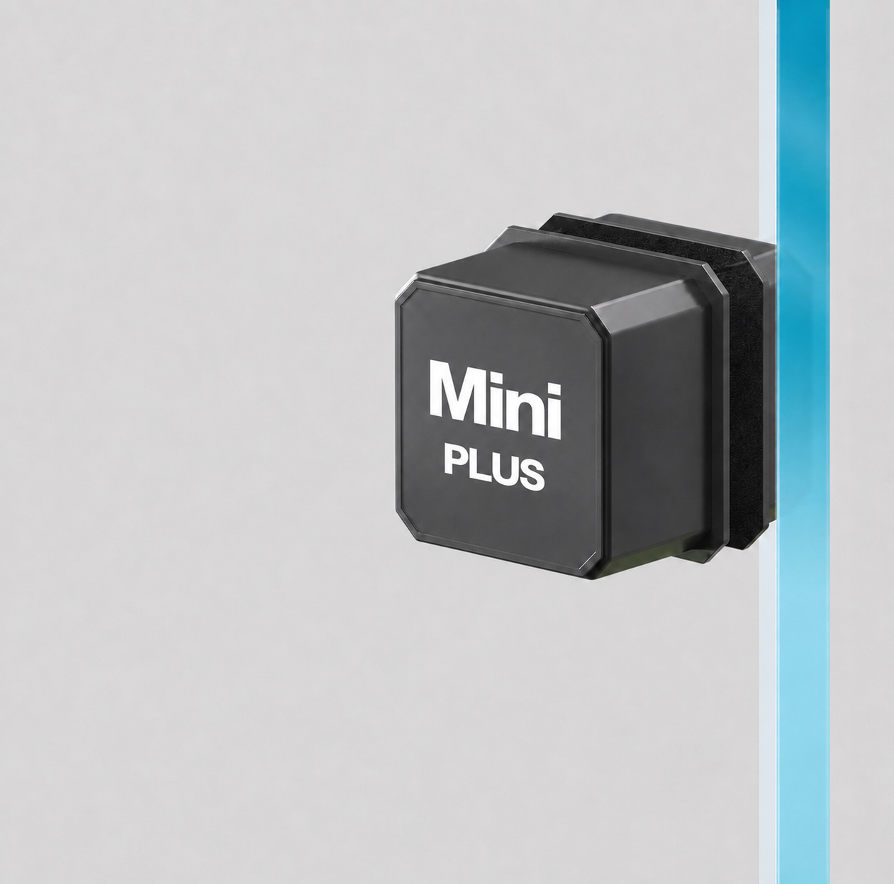 在当前黑色磁力刷产品正面保留原有的Mini PLUS白色文字，… - 图片创意预览