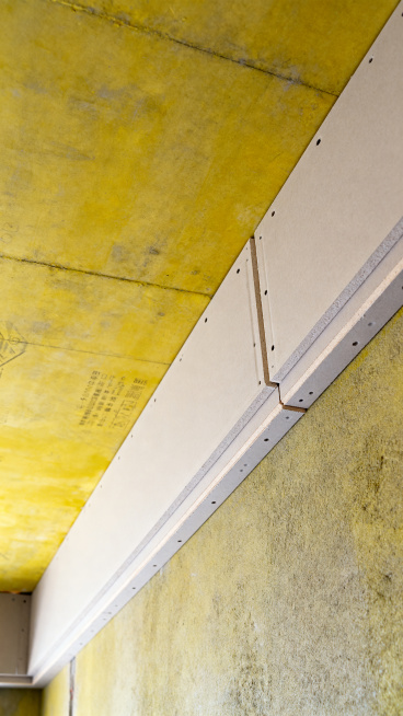 装修行业另一处工艺施工细节的效果图，展示不同家装施工工序的标准工艺节点，清晰呈现阴阳角处理、管线布局或接缝工艺，高清写实专业摄影风格，4K画质预览效果