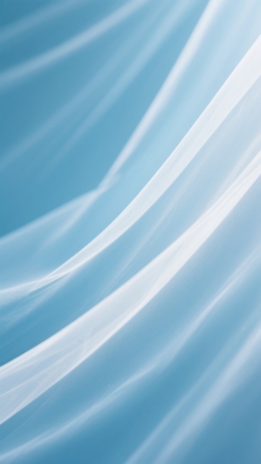 浅景深特写，淡蓝色的半透明薄纱材质背景占据画面主体，薄纱上有自然平滑的浅蓝色到白色渐变，几条倾斜的细白色光带如轻柔阳光穿过，背景干净通透，无强烈明暗对比，尽显平和舒缓。预览效果