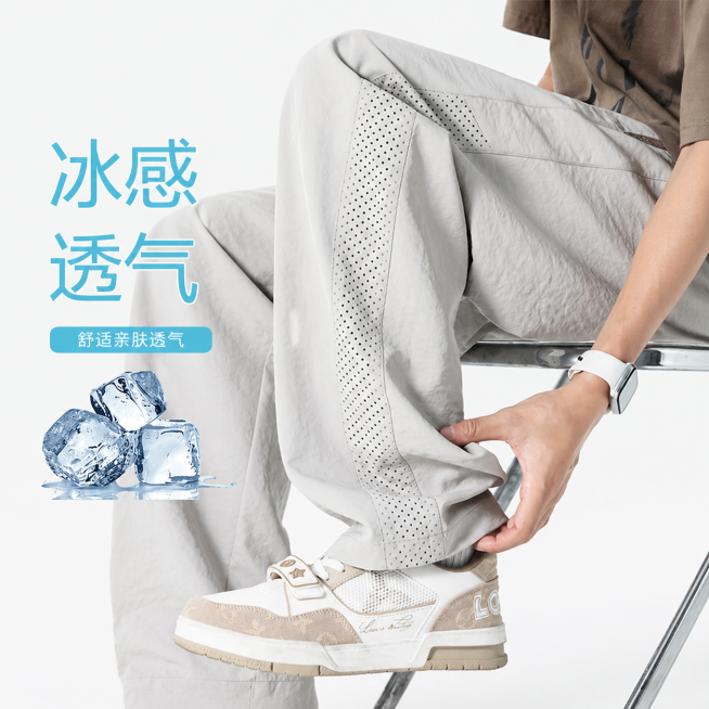 保留图片原有内容和美感，调整为1:1尺寸，保持产品展示和文案完整清晰预览效果