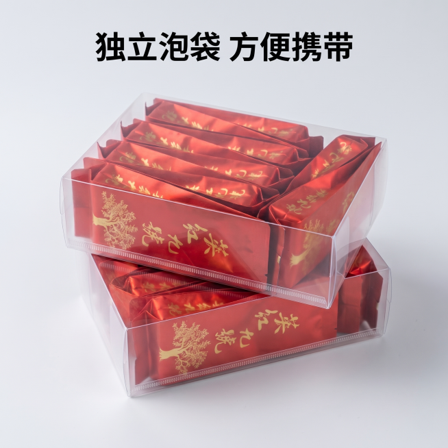 [主图 5] 英红九号盒装展示图。
[氛围风格] 高端礼盒展示，简洁规整，新中式风格。
[画质] 商业摄影质感，光线柔和通透，产品清晰真实，画面干净高级，无阴影无杂色，质感细腻，色彩自然真实。
[元素预览效果