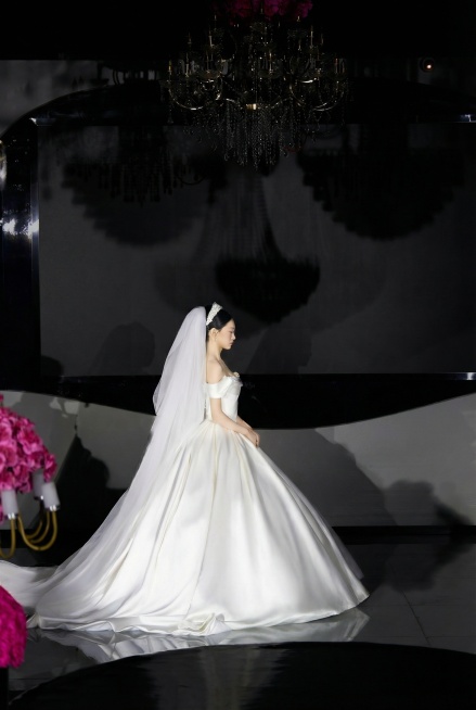 去除裙子上的阴影预览效果