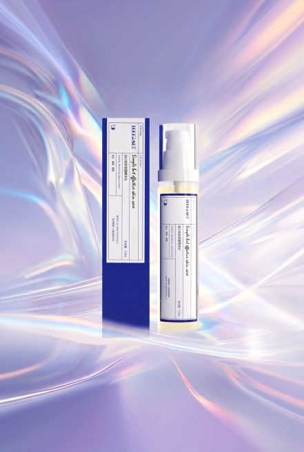 我需要保留图片2的产品，不改变任何外观，与图片1进行替换预览效果