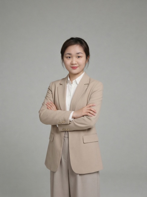 加一个与裤子同色的西装外套，面向镜头，抱着胳膊预览效果