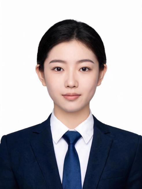 亚洲年轻女生，年龄20到30岁左右，正面免冠标准商务证件照，胸部以上胸像构图，人物居中端正，双肩平齐，平视镜头，表情自然平和，露出双耳与眉毛。身穿剪裁合身的藏青色正装西装外套，内搭挺括纯白色正装衬衫，预览效果