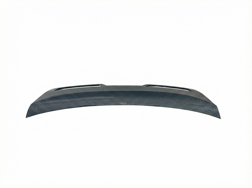 Professional e-commerce retouching for carbon fiber auto parts, precise intelligent cutout to retain预览效果