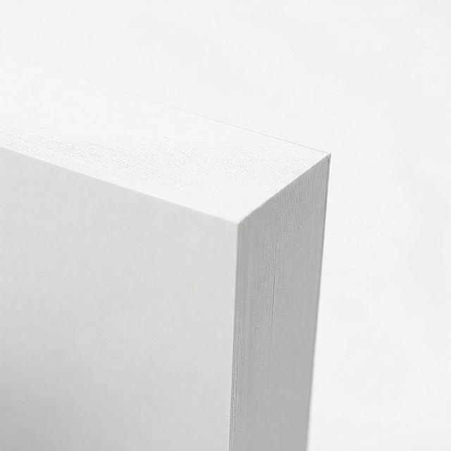 参考原图构图和质感，将圆角改为清晰的直角，保持白色纸张纹理和侧边层叠效果，背景为纯白，保留写实光影