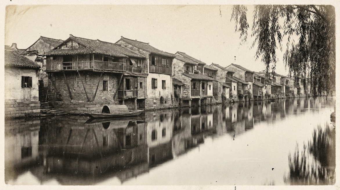 生成和参考图风格一致的复古黑白老照片，展现临水的中式古旧石砌民居建筑，水面平静有倒影，作为PPT背景图预览效果