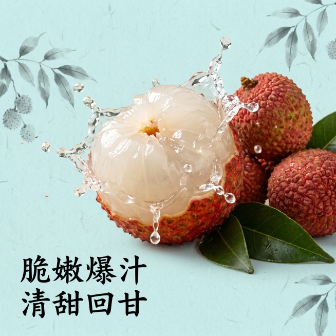 [主图 3] 三月红荔枝鲜甜爆汁微观细节图。[氛围风格] 岭南古韵新中式国风，粤地春日鲜荔氛围感，雅致古风场景。[画质] 商业摄影质感，自然新鲜通透，产品清晰真实，画面干净高级。[元素] 微距特写荔枝预览效果
