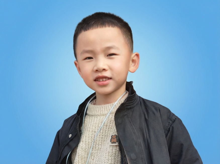 将背景替换为证件照渐变蓝预览效果