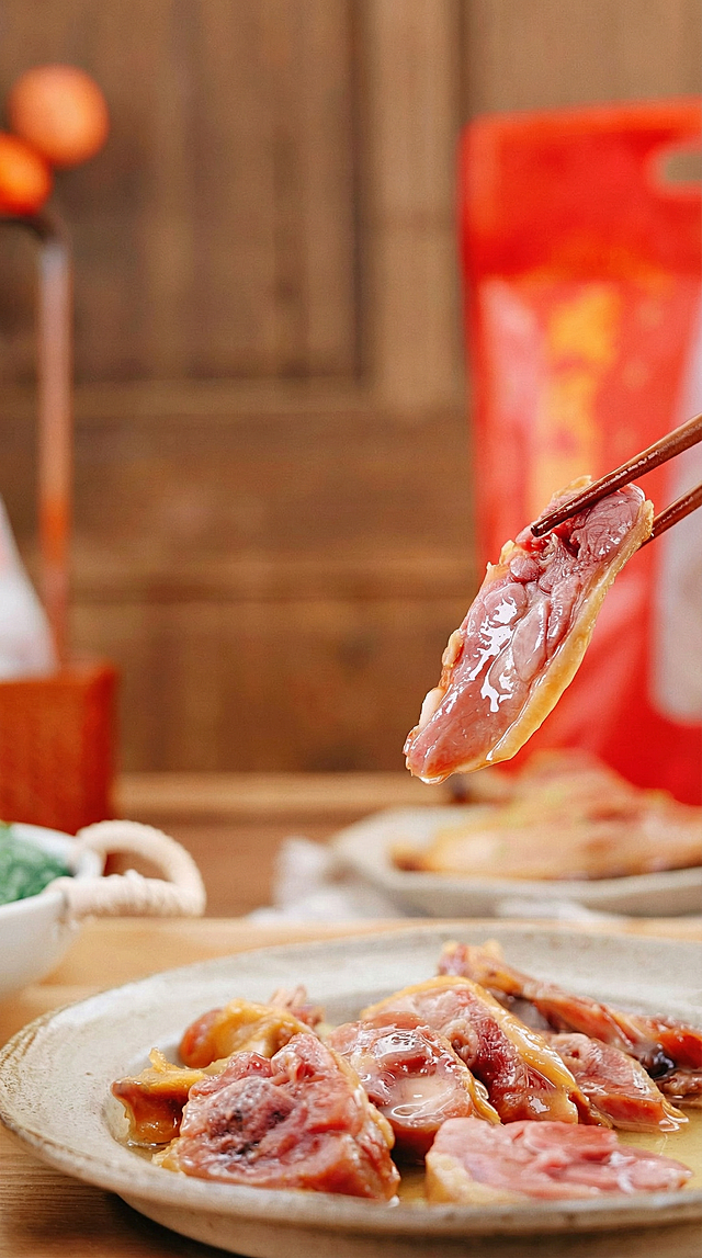 去掉图中所有的文字和小图标