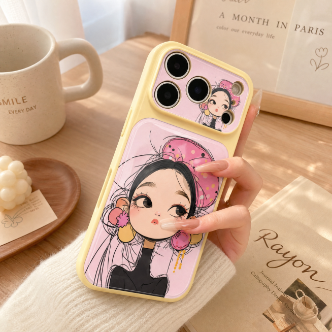 「图片1」「图片1」「图片1」，生成电商主图（5张），商品名称是手机壳，卖点是这款治愈系少女心软萌卡通手机壳，不仅有蓝、黄、粉三色可选，颜值超高，还采用了精细的全包镜头设计，能贴心守护手机镜头；同时它预览效果
