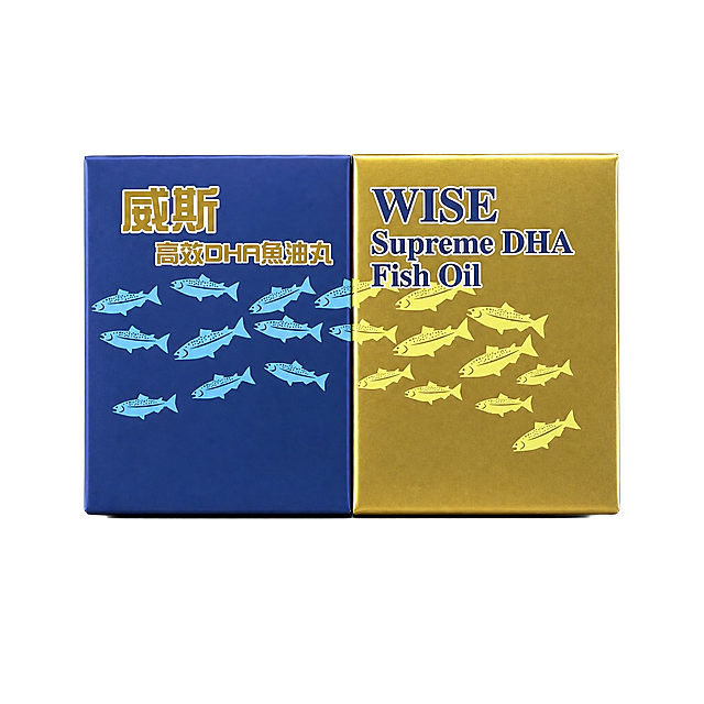 产品精修，产品置于纯白背景上，专业商业棚拍光，5500K标准中性白光，轮廓光，体积光，曝光正确，强烈真实立体感，光线柔和，接地处保留干净浅淡的自然接触阴影，严禁大片投影、脏灰阴影和悬浮感，主体居中，商品完整入画不裁切，商品外轮廓视觉体量约画面60%-80%，四边均匀留白约10%-20%，严禁满幅铺满与贴边顶满，极致超清画质，细节清晰锐利，商业级实拍质感，3D渲染还原色泽，提升质感，清晰文字，明显提升商品表面洁净度，清理灰尘、污渍、指纹、油污、胶痕和霉点，让表面从脏旧发闷变为干净可售卖状态，修复划痕、磨损、掉漆、飞边毛刺和使用旧痕，翻新为干净商业新品感，基于原图材质恢复纹理、颗粒、折射、高光、柔韧折痕、透明边线或工艺细节，避免糊成塑料感，锁定原图商品颜色，颜色以输入图为唯一参考，分段部件颜色边界按原图锁定，还原真实物理色彩，消除灰暗感和偏色，锁定原图商品轮廓、件数、部件位置、连接关系、标签文字和可见功能细节，只做精修不重绘结构，不改变产品的角度和细节，禁止更改包装上的文字，禁止畸变，外盒纸盒顶部结构与品牌文字与原图一致，盒面文字与图案零改写，禁止改变盒型或排版，外盒纸盒区域：哑光/半哑光纸质感，柔和漫反射，低高光；盒面金色烫金区域：金属肌理质感，保留烫金低反光金属观感，严格保持原图透视，严禁扶正，严禁镜像翻转，比例1:1