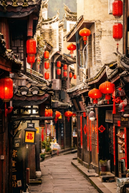 再添加一点喜庆的范围 照片亮度调高一点预览效果