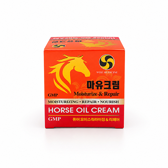 产品精修，产品置于纯白背景上，专业商业棚拍光，5500K标准中性白光，轮廓光，体积光，曝光正确，强烈真实立体感，严格保持原图透视，严禁镜像翻转，保持前侧视图机位，接地处保留干净浅淡的自然接触阴影，严禁大片投影、脏灰阴影和悬浮感，主体居中，商品完整入画不裁切，商品外轮廓视觉体量约画面60%-80%，四边均匀留白约10%-20%，严禁满幅铺满与贴边顶满，极致超清画质，细节清晰锐利，商业级实拍质感，提升质感，光线柔和，清晰文字，明显提升商品表面洁净度，清理灰尘、污渍、指纹，修复划痕、磨损、使用旧痕，翻新为干净商业新品感，基于原图材质恢复纹理、光泽和工艺细节，避免糊成塑料感，锁定原图商品颜色，颜色以输入图为唯一参考，还原真实物理色彩，消除灰暗感和偏色，锁定原图商品轮廓、件数、部件位置、连接关系、标签文字和可见功能细节，只做精修不重绘结构，外盒纸盒结构与原图一致，盒身文字与Logo零改写，禁止改变盒型或标签排版，禁止更改包装上的文字，不改变产品的角度和细节，外盒纸盒：哑光/半哑光纸质质感，柔和漫反射，低高光，比例1:1