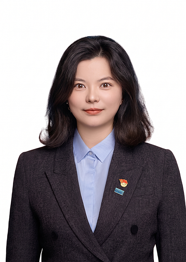 请将图片背景调整白色，1寸照片尺寸