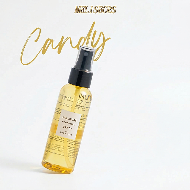 保留产品瓶身，保留顶部文字MELISECRS和瓶口处的Candy文字，文字字体和颜色不变，去除其余所有文字、装饰元素和背景，将背景改为纯白色