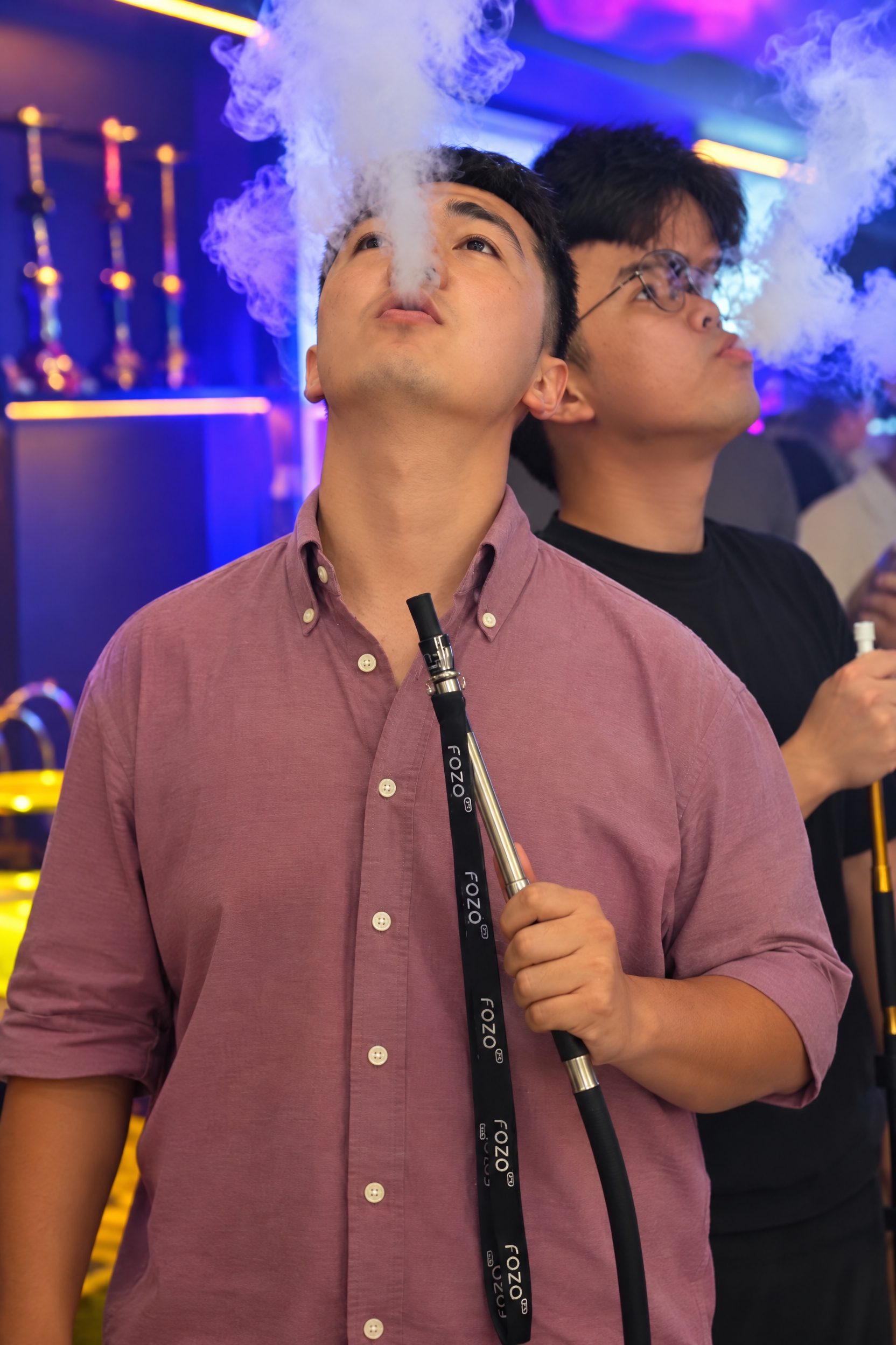 提升整体画质，去除噪点，增强精修质感，保留真实自然的写实质感，… - 图片创意预览