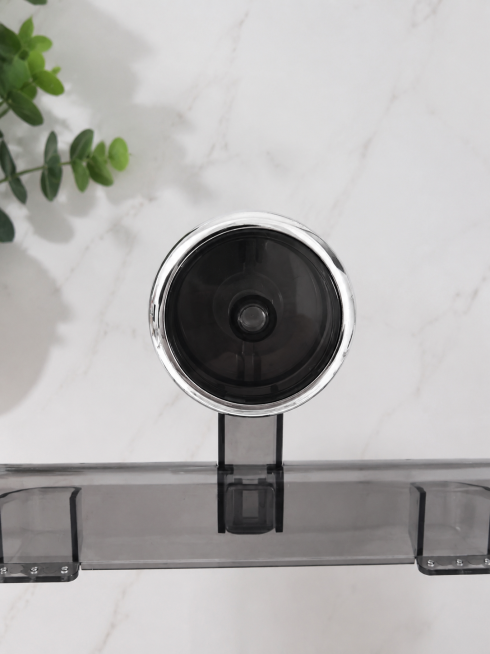 更换图1这个商品的背景，保留商品主体正视角，只对方向做微调预览效果
