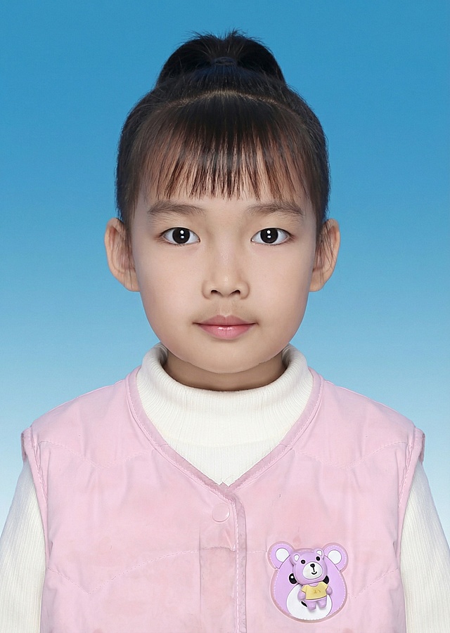 把女孩发型换成高马尾发型 其他不变