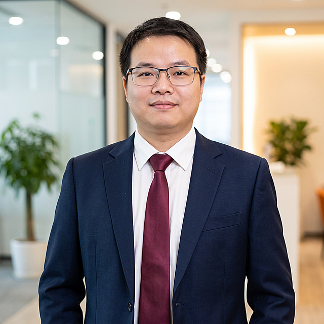 变成穿职业装的头像图1：1