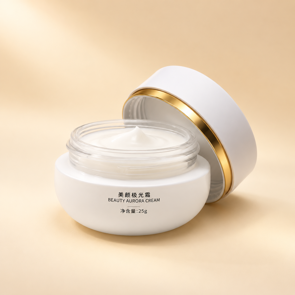 产品精修，产品置于柔和暖色调渐变纯色背景上（米白到浅香槟金的暖… - 图片创意预览