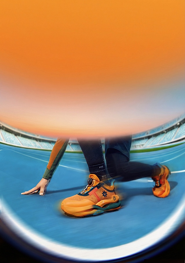 让橙色天空和操场衔接自然