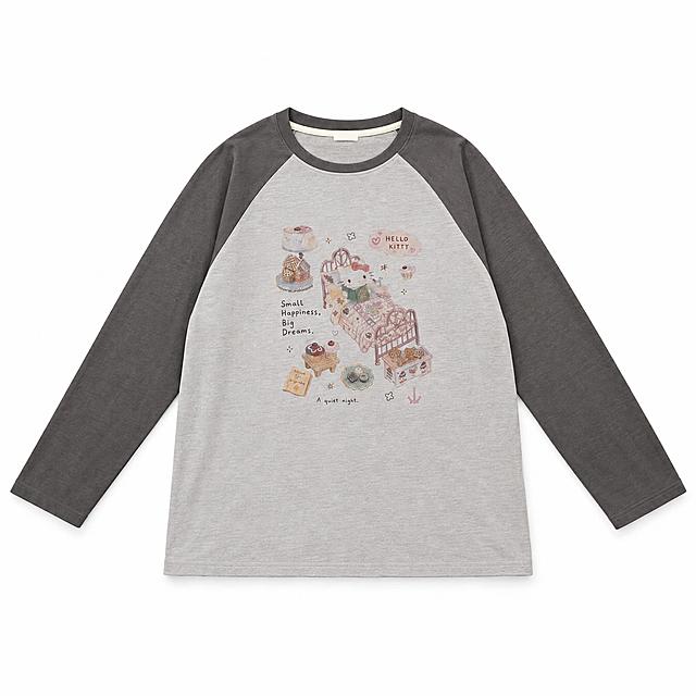 参考原图的服装款式、颜色、面料、花纹，服装平铺摊开展示，俯视平铺俯拍，专业电商服装白底图，纯白色#FFFFFF纯色背景，无影棚柔和灯光，面料肌理清晰，版型细节完整，无褶皱错乱，画面居中构图，高清商业实拍，细节锐利，干净通透，淘宝天猫商品主图，1:1正方形，无水印，无文字，无多余物体，轻微柔和底部投影，服装褶皱自然合理，不要怪异扭曲褶皱