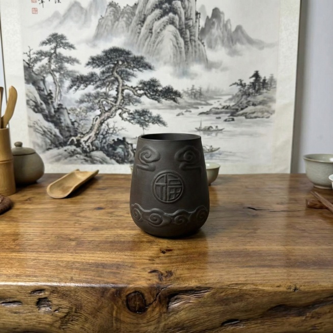 图中茶具生成五张不同背景的主图预览效果