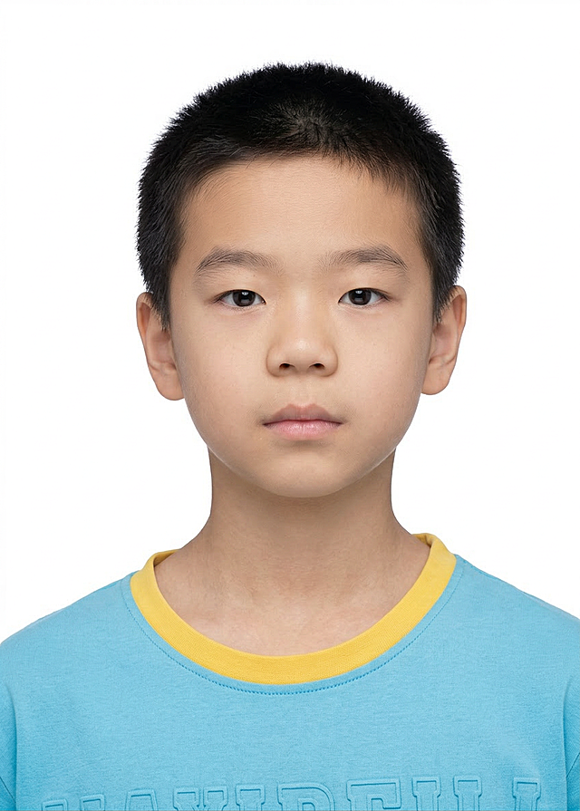 将图片变成现代高清鲜艳的彩色照片，消除边缘陈旧的痕迹变成白色