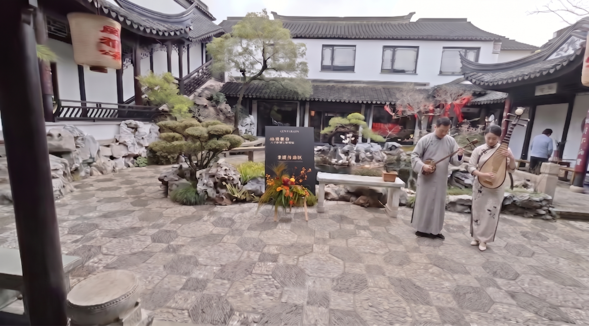 画面右侧增加一男一女评弹演员预览效果