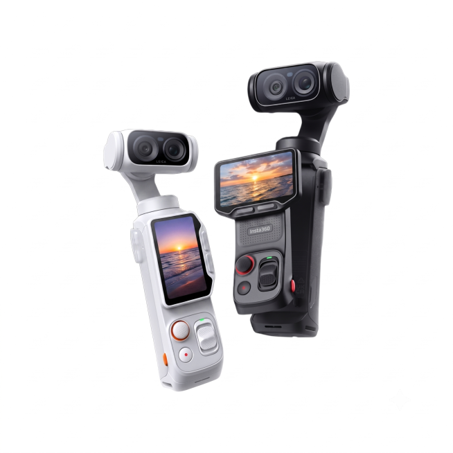 保持图片中的Insta360全景相机设备主体和整体构图不变，仅更换两个设备屏幕中的画面，替换为海边日落风景场景，保持设备原有的颜色和细节不变预览效果