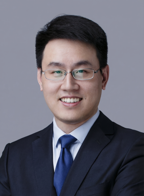 把背景更换为纯净的灰色底色，保持人物和衣物不变，画质清晰预览效果