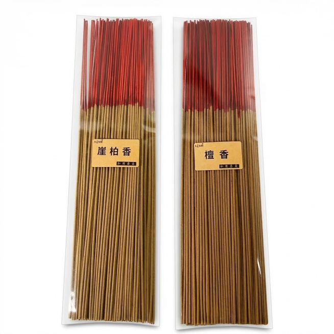 产品主体位于画面绝对正中心，垂直居中，水平居中，顶部留白与底部留白严格相等，严禁偏下，严禁贴边，严禁切图。正视，平视。严格保持原图产品的拍摄透视，严禁改变产品角度，严禁扶正，严禁镜像翻转。

严格跟随预览效果