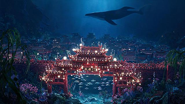 史诗级CG全景，沉于深海中的长安城。城墙与牌坊以红珊瑚与夜明珠筑成，在深海的幽暗中散发出温润的荧光。夜明珠镶嵌于飞檐斗拱之间，如深海中的星辰。鱼群穿梭于朱雀门与坊市牌坊之间，气泡从珊瑚檐角缓缓上升。海藻如帷幔轻拂城墙，海葵在基石上绽放。上方有鲸影缓缓游过，投下巨大的暗影。整座城池寂静无声，唯有海水流动的光影在珊瑚壁上流转，神秘而瑰丽。电影级水下光影，8K超清