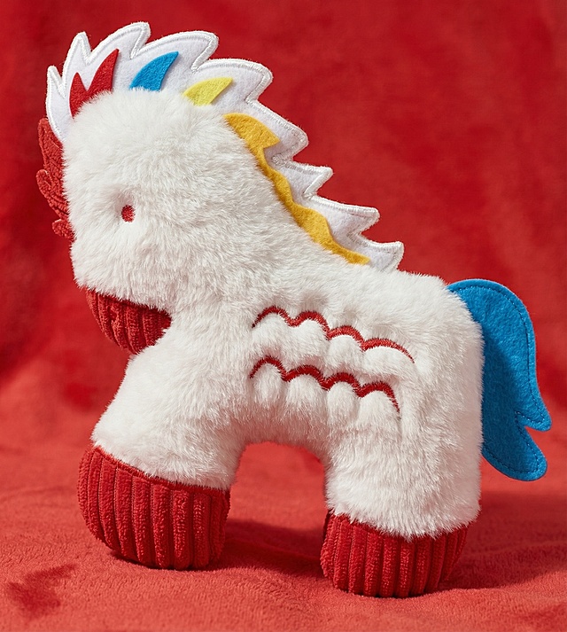 将这个小马改成毛绒IP