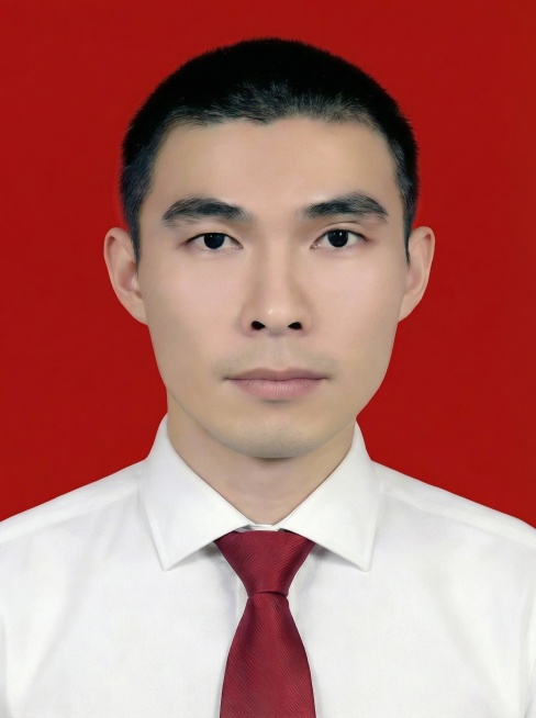 人物头发和背影的融合再真实点，现在边缘有点太过于顺滑，现在抠图迹像太明显预览效果