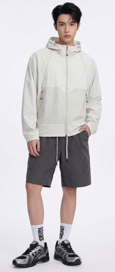 将图1中的米白色连帽外套替换到图2男模特身上，保留模特其他穿搭和姿势不变，外套细节、版型与图1完全一致，贴合模特身形自然真实预览效果