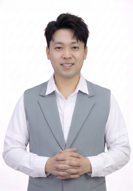 双手交握放小腹处预览效果