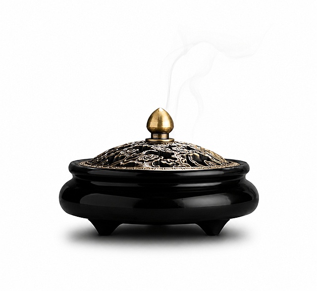 仅保留中间的香炉，将香炉的炉身修改为纯黑色，保留炉盖金属装饰和顶部金色顶珠，整体保持通透质感