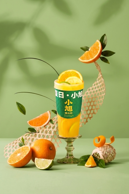 为图1的背景修改成图2的同款背景颜色，使用全能图像2.0模型预览效果