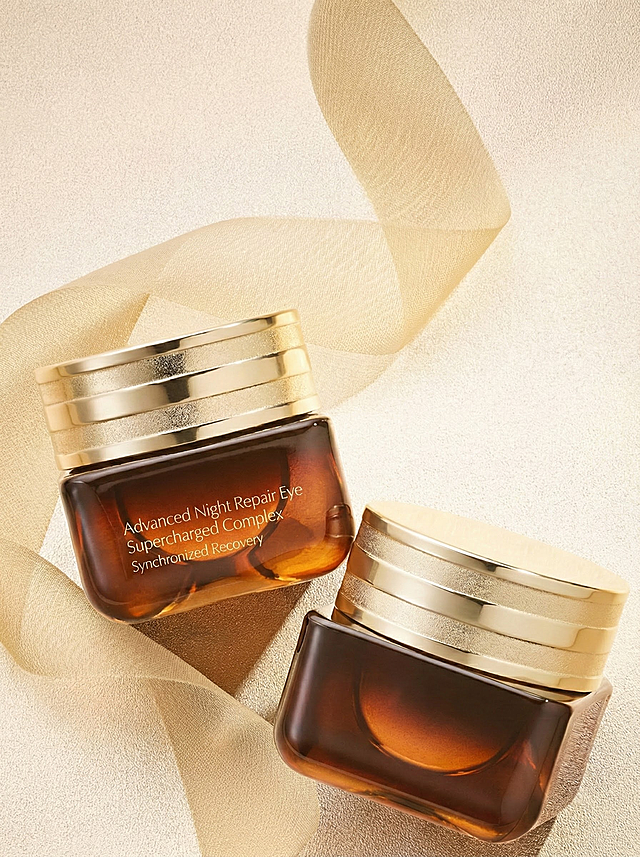 消除图片上的所有标签文字，消除瓶子上的标签文字