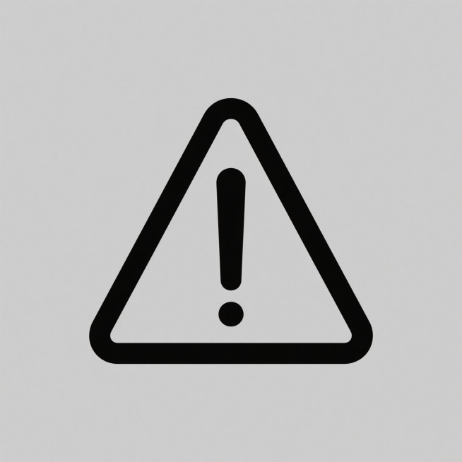 极简风格警示图标设计，黑色粗线条勾勒的等边三角形外框，内部为醒目的感叹号，采用扁平化设计，无渐变无阴影，纯色填充，简洁明了的视觉语言，高对比度配色，清晰传达警告信息，适合用于安全提示、危险警示等场景的不同配色方案素材。预览效果