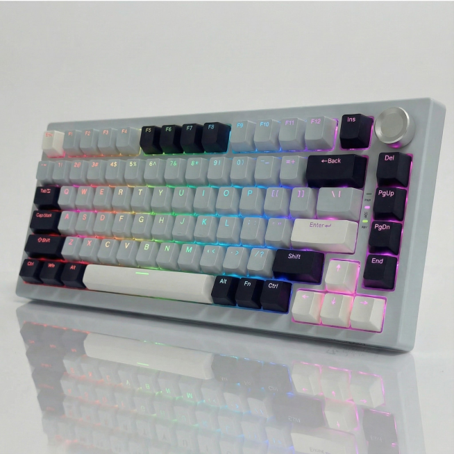 图2键盘键帽增加RGB光效，键帽上的字母严格按照图1的字母来，字母不要有光效预览效果