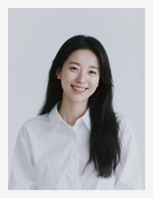 一个女生，白色背景预览效果